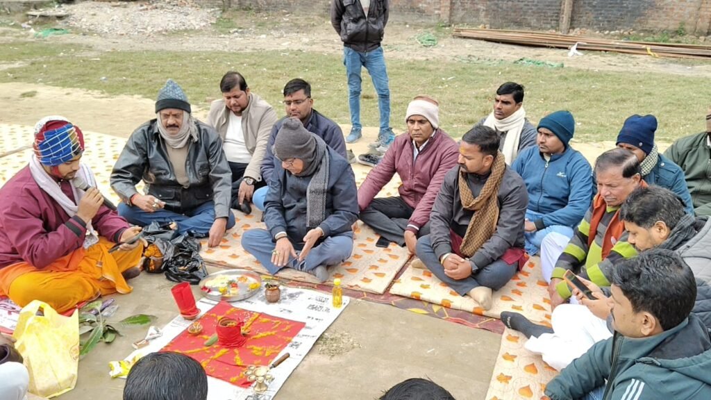 सिसवा में विराट हिन्दू सम्मेलन के तैयारियां शुरू, हुआ भूमि पूजन, निकली बाइक रैली