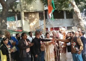 क्रांतिवीर शहीद सरदार अली के स्मारक पर तिरंगा फहरा मनाया 77वां गणतंत्र दिवस