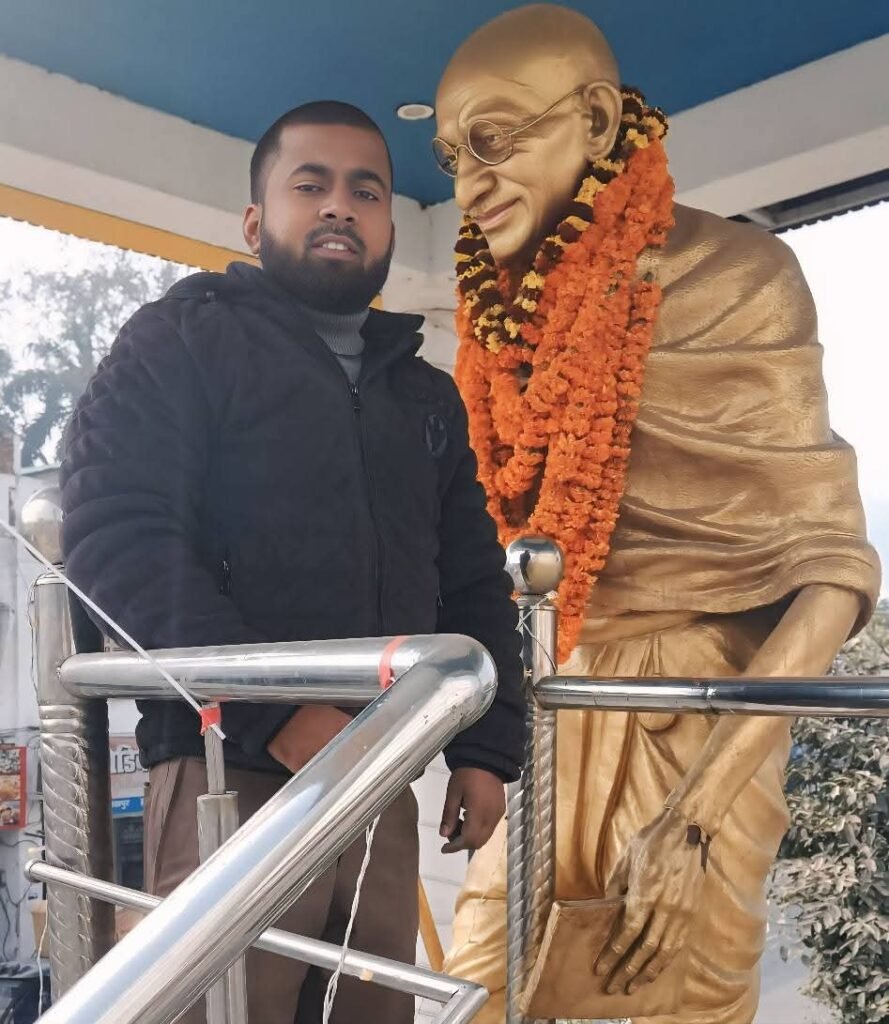 राष्ट्रपिता महात्मा गांधी ने अहिंसा सत्य शांति और मानवता के विचारों को जन-जन तक पहुंचाने का कार्य कियाः मिन्नत गोरखपुरी