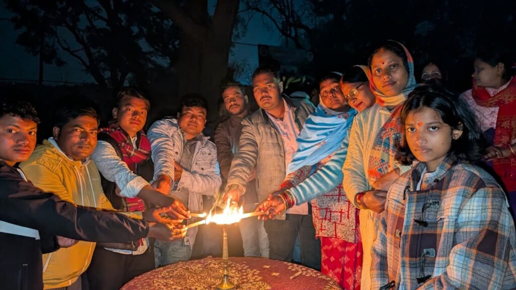 भारत-नेपाल सीमा के संगम तट पर 151वीं नारायणी गंडकी महाआरती कार्यक्रम का हुआ आयोजन