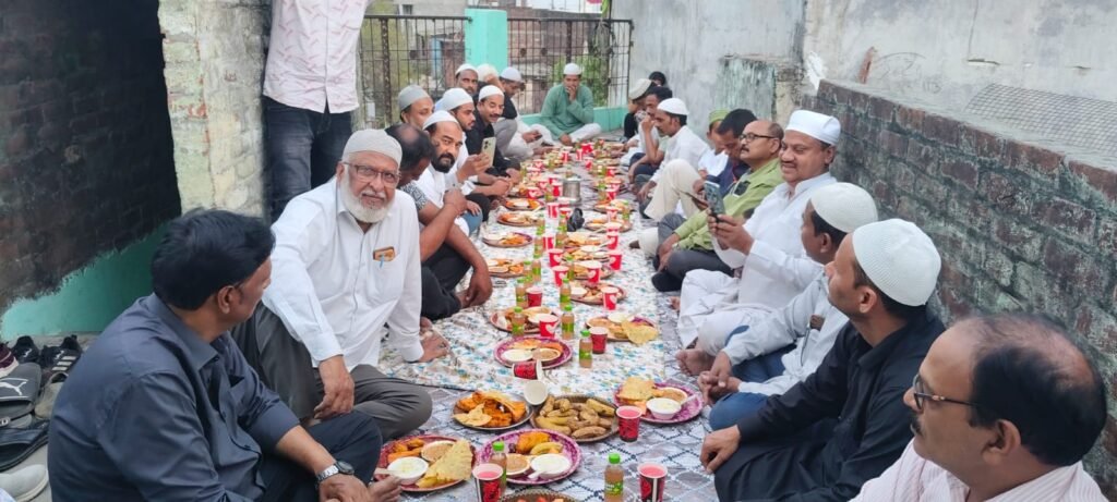 इंडियन जर्नलिस्ट एसोसिएशन द्वारा रोज़ा इफ्तार का आयोजन, भाईचारे और एकता का दिया संदेश
