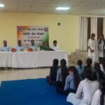 Gorakhpur News - स्वामी विवेकानंद के चित्र पर माल्यार्पण कर शुरू हुआ राष्ट्रीय सेवा योजना पुरुष एवं महिला इकाई के सप्त दिवसीय विशेष शिविर का दूसरा दिन