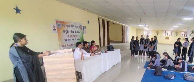 मोबाइल का सीमित एवं आवश्यक उपयोग करे - डॉ0 कुलदीप द्विवेदी