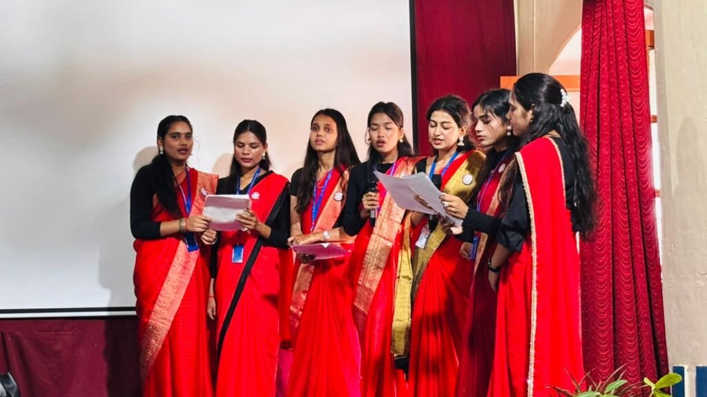 Gorakhpur News - सेण्ट ऐण्ड्रयूज कॉलेज में राष्ट्रीय सेवा योजना की पुरूष एवं महिला इकाई के सप्त दिवसीय विशेष शिविर का हुआ भव्य समापन