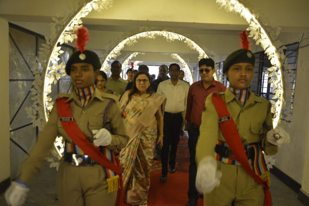 Gorakhpur News - सेण्ट ऐण्ड्रयूज कॉलेज में वार्षिक समारोह एवं पुरस्कार वितरण कार्यक्रम का हुआ आयोजन