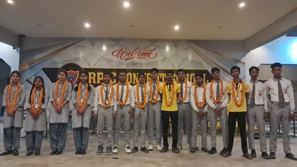 CBSE 10th Results - CBSE बोर्ड परीक्षा परिणाम में RPIC कॉन्वेंट स्कूल, खड्डा के विद्यार्थियों ने लहराया परचम