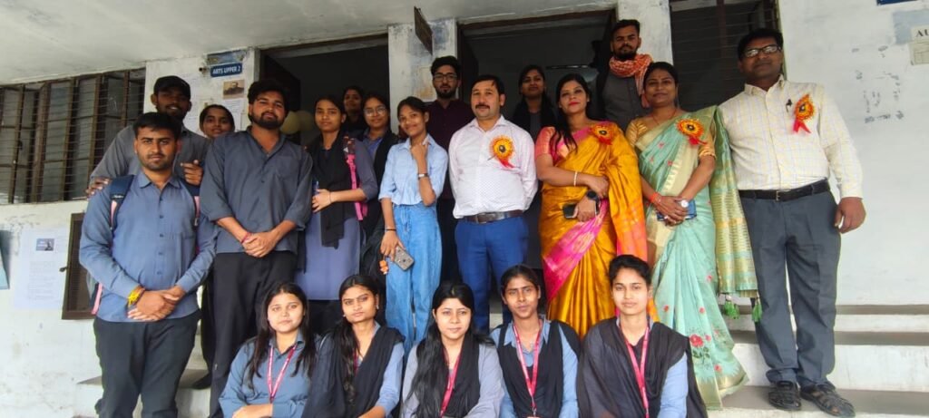 Gorakhpur News - सेण्ट ऐण्ड्रयूज कॉलेज में 'सरकारी और गैर-सरकारी सेवाओं में समाजशास्त्र की बढ़ती उपयोगिता एवं प्रासंगिकता' विषय पर कार्यशाला का हुआ आयोजन