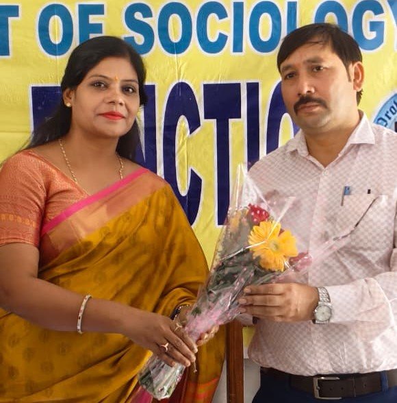 Gorakhpur News - सेण्ट ऐण्ड्रयूज कॉलेज में 'सरकारी और गैर-सरकारी सेवाओं में समाजशास्त्र की बढ़ती उपयोगिता एवं प्रासंगिकता' विषय पर कार्यशाला का हुआ आयोजन