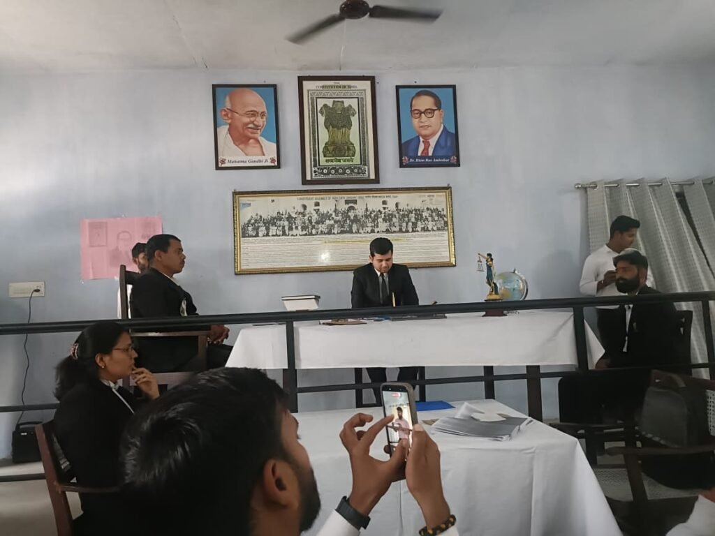 Gorakhpur News - सेंट एंड्रयूज कॉलेज के विधि विभाग में सफलतापूर्वक संपन्न हुआ मूट कोर्ट कार्यक्रम