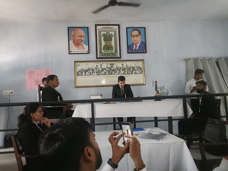 Gorakhpur News - सेंट एंड्रयूज कॉलेज के विधि विभाग में सफलतापूर्वक संपन्न हुआ मूट कोर्ट कार्यक्रम