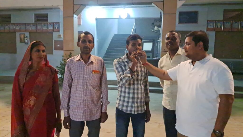 RPIC स्कूल के विद्यार्थियों ने फिर लहराया परचम - जनपद इंटरमीडिएट मेरिट में दूसरा व तीसरा स्थान किया हासिल