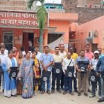 सिसवा नगर पालिका में जनगणना किट का वितरण, पूछेंगे 33 सवाल, 133 प्रगणकों और 22 सुपरवाइजरों को मिली जिम्मेदारी
