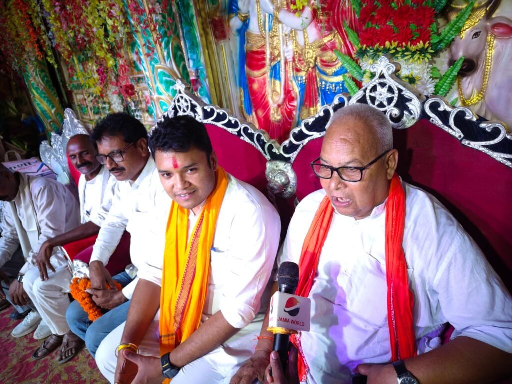 कन्यादान महादान का संदेश, बलथर सेवा समिति ने पांच निर्धन कन्याओं का किया सामूहिक विवाह