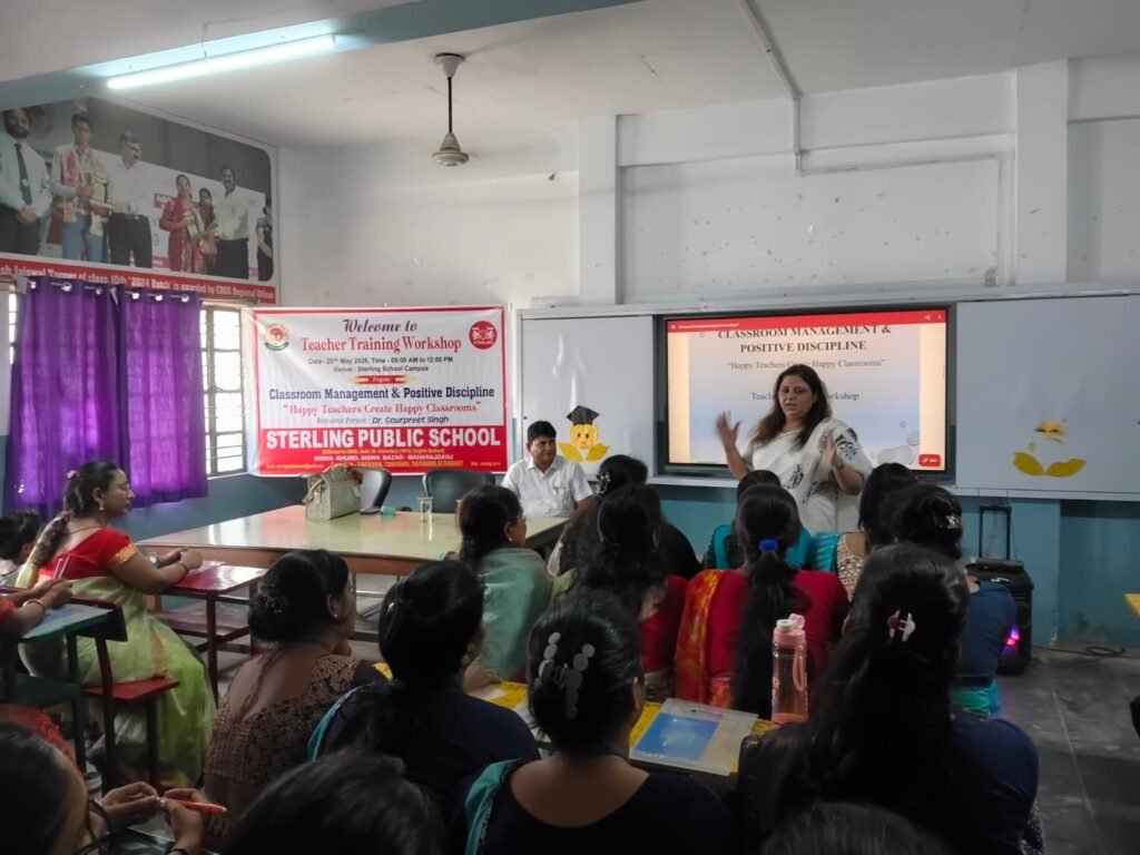 स्टर्लिंग पब्लिक स्कूल में शिक्षक प्रशिक्षण कार्यक्रम आयोजित