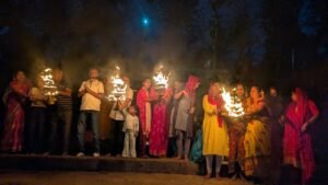 भारत-नेपाल सीमा पर 155वीं नारायणी गंडकी महाआरती का हुआ आयोजन
