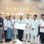 महराजगंज में मेधावी छात्र-छात्राओं का हुआ सम्मान, प्रोत्साहन राशि, टैबलेट, मेडल एवं प्रशस्ति पत्र देकर किया सम्मानित