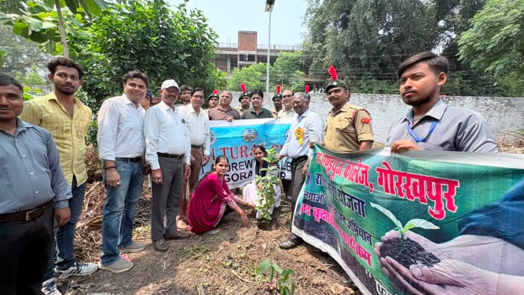 “एक पेड़ माँ के नाम” - सेण्ट ऐण्ड्रयूज कॉलेज में किया गया वृक्षारोपण