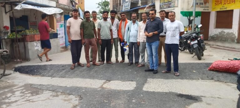 धरना-प्रदर्शन के बाद जागा PWD, सड़क के तीनों ज्वाइंट की कराई गई मरम्मत