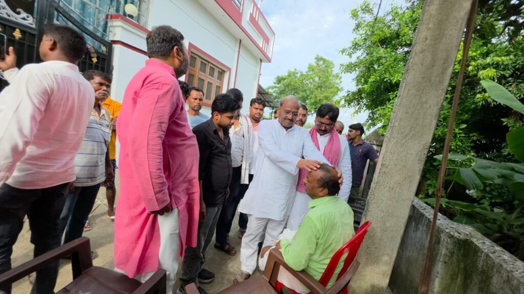 पूर्व मंत्री सुशील टिबड़ेवाल ने राहुल सिंह के परिजनों से की मुलाकात, CBI जांच, 5 करोड़ मुआवजा और सरकारी नौकरी की मांग