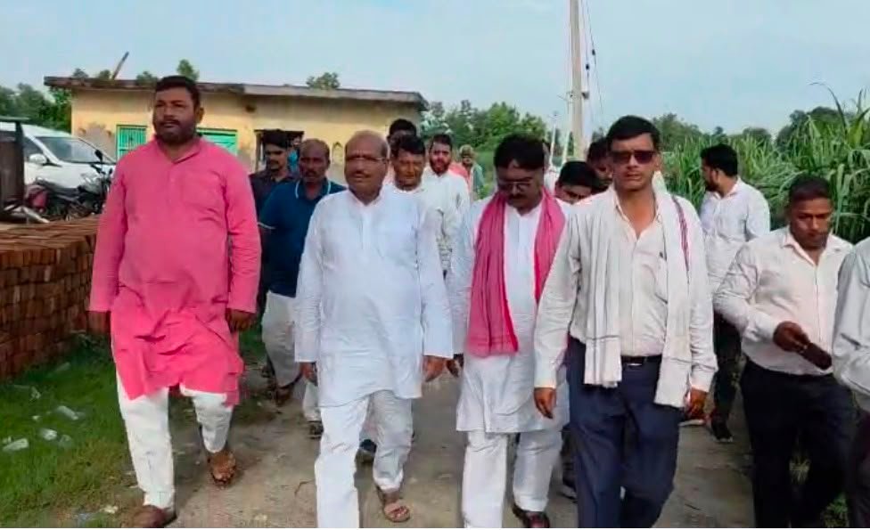 पूर्व मंत्री सुशील टिबड़ेवाल ने राहुल सिंह के परिजनों से की मुलाकात, CBI जांच, 5 करोड़ मुआवजा और सरकारी नौकरी की मांग