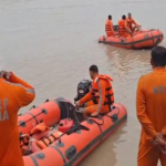चार कांवड़िया गंगा में डूबे, तलाश में जुटी NDRF व गोताखोर