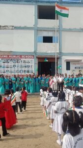 स्टर्लिंग पब्लिक स्कूल में धूमधाम से मनाया गया 80वां स्वतंत्रता दिवस, बच्चों ने बिखेरे देशभक्ति के रंग