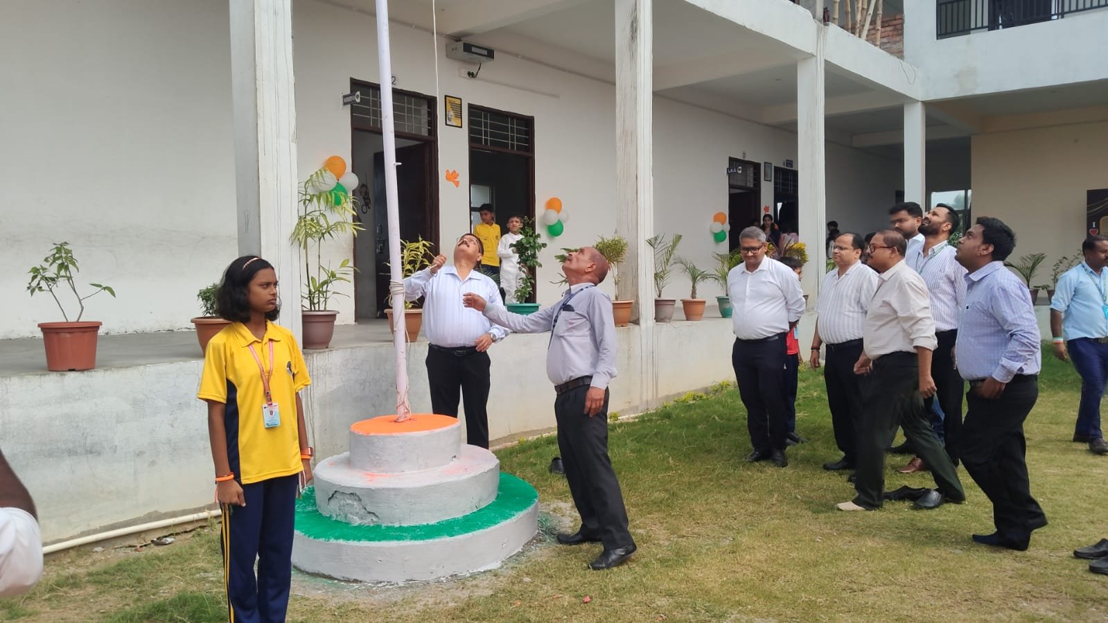 CBS Public School में धूमधाम से मनाया गया स्वतंत्रता दिवस, देशभक्ति के रंग में सराबोर नजर आया विद्यालय परिसर