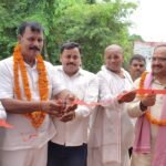Kushinagar News : पनियहवा में सपा नेता एवं जनसेवक पवन दूबे द्वारा निःशुल्क हेल्थ कैंप आयोजित