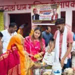 श्रावण मास के अंतिम सोमवार को पथलेश्वरनाथ धाम में सपा नेता पवन दूबे ने महा भंडारे का किया आयोजन