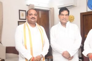 कैबिनेट मंत्री ए.के. शर्मा से मिले गिरजेश जायसवाल, सिसवा नगर के विकास और जनहित के मुद्दों पर हुई सार्थक चर्चा