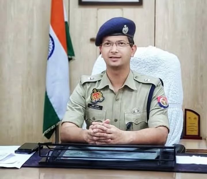Maharajganj News : DJ की तेज आवाज पर पुलिस का बड़ा अभियान, 261 DJ संचालकों को नोटिस