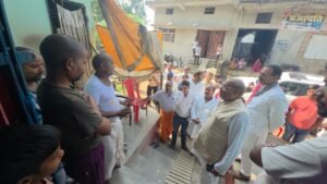 आकाशीय बिजली से मृत पन्नेलाल के परिजनों से मिले पूर्व मंत्री सुशील टिबड़ेवाल, दी आर्थिक सहायता