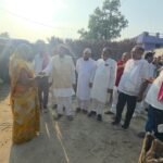 सिसवा विधानसभा में तूफानी दौरे पर रहे पूर्व मंत्री सुशील टिबड़ेवाल, बीमार व शोकाकुल परिवारों से मिले