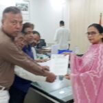 पत्रकारों की आवाज दबाने के प्रयासों के खिलाफ इंडियन जर्नलिस्ट एसोसिएशन ने सौंपा ज्ञापन