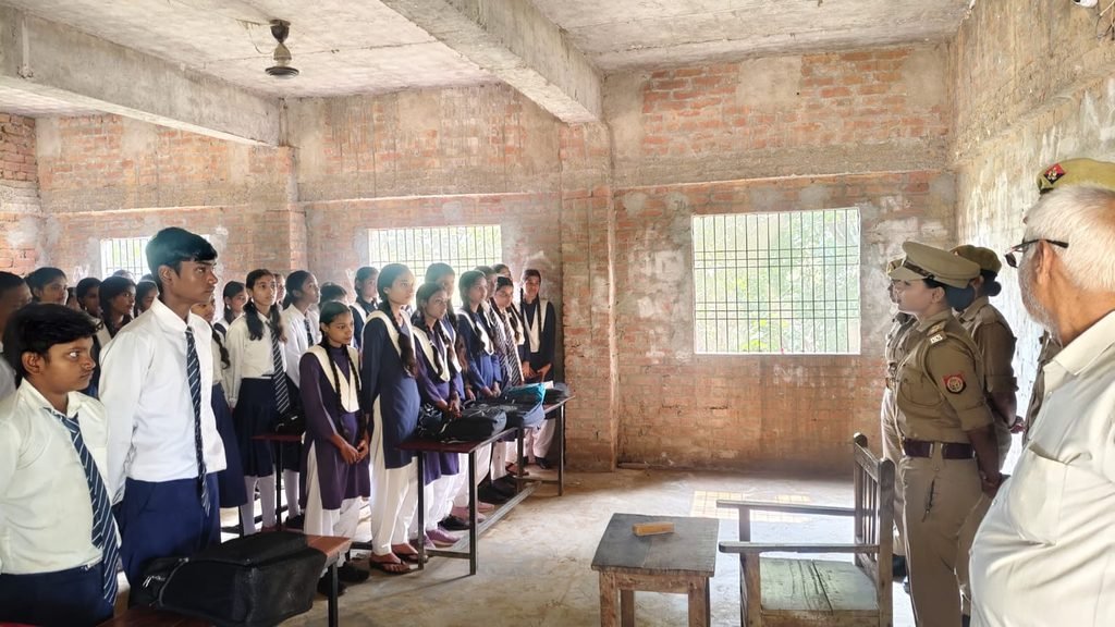 मिशन शक्ति अभियान, छात्र-छात्राओं को महिला सुरक्षा व नए कानूनों की दी जानकारी