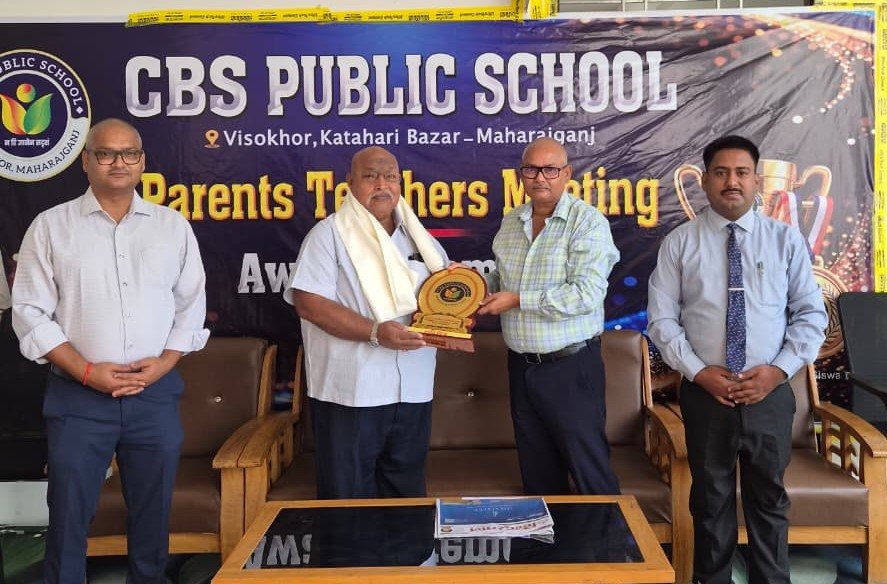 CBS Public School में PTM का आयोजन, अर्धवार्षिक परीक्षा में उत्कृष्ट प्रदर्शन करने वाले छात्र-छात्राएं सम्मानित