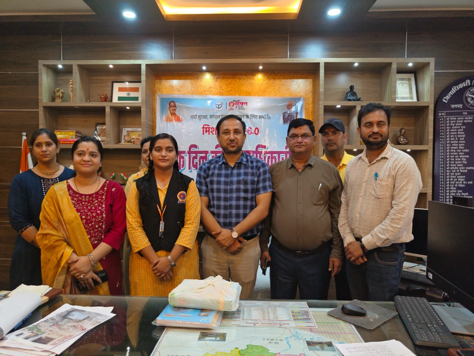 मिशन शक्ति अभियान: महराजगंज में प्रिया द्विवेदी ने संभाली एक दिन के लिए डीएम की कुर्सी, सुनीं जनसमस्याएं