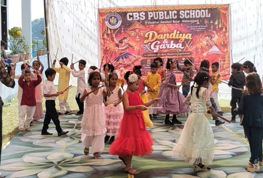 CBS Public School में डांडिया की धूम, बच्चों ने उत्साह के साथ लिया हिस्सा